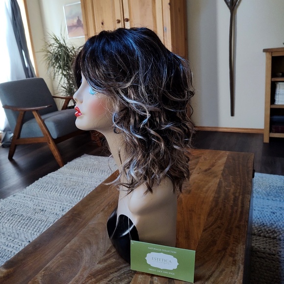 NWT Estetica FINN wig in Color Americano. Lace Front Wig NEW. Balayage NEW Wig - Picture 3 of 8